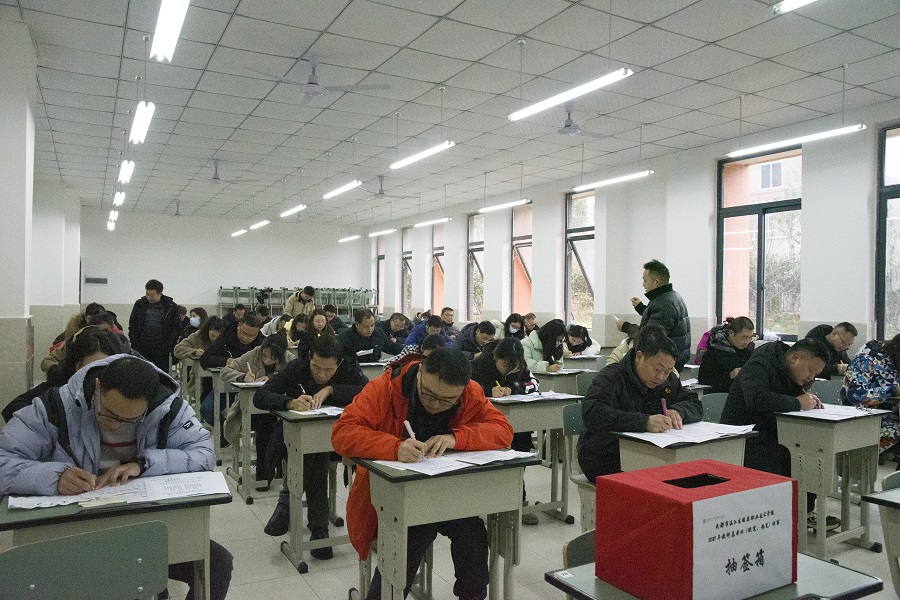 成都市温江区燎原职业技术学校举行教师基本功比赛
